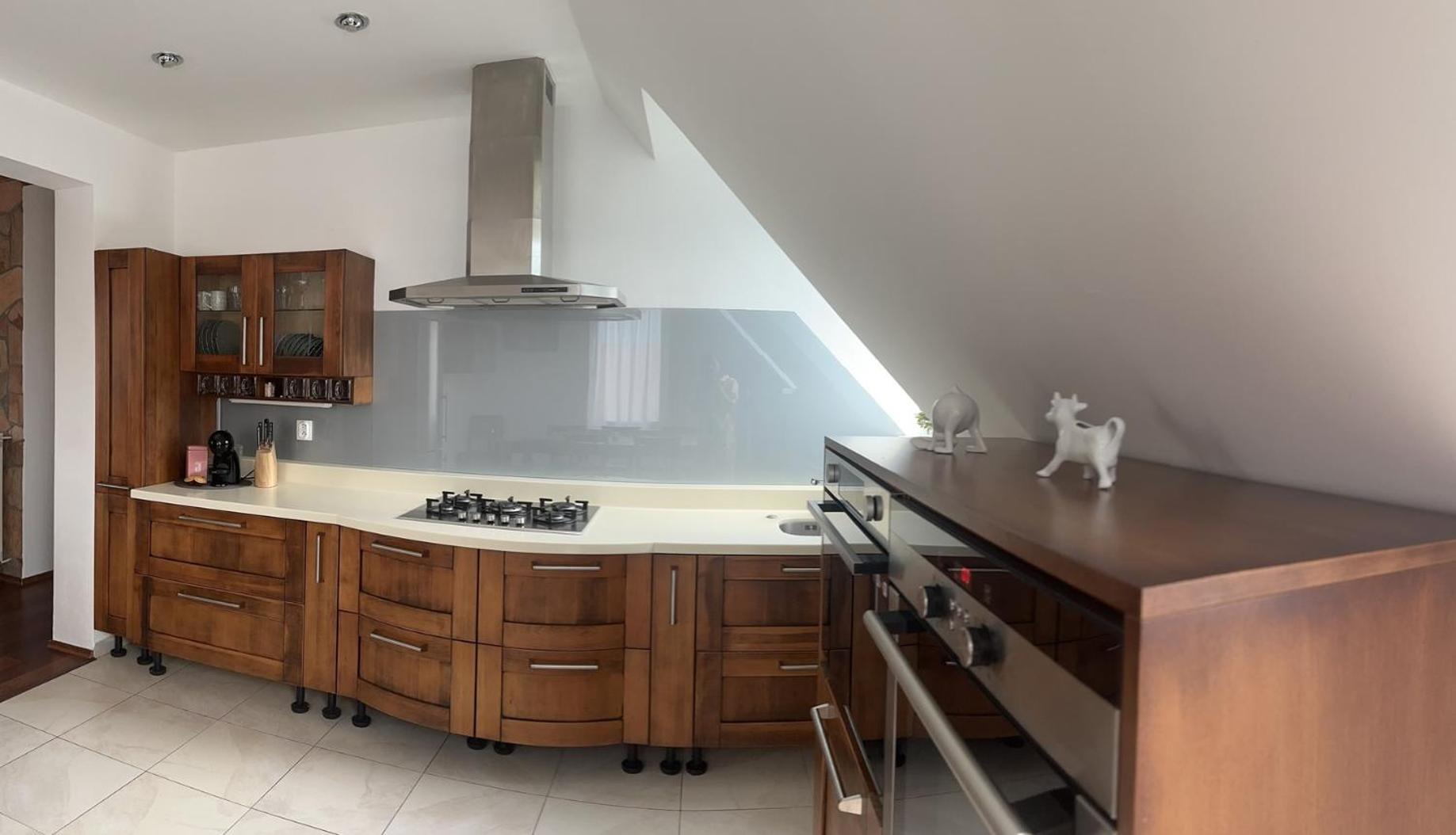 באנסקה ביסטריצה Villa Haskova With 3 Bedrooms מראה חיצוני תמונה